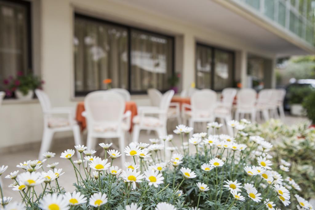 بيلاريا-إيجيا مارينا Hotel Villa Tosi المظهر الخارجي الصورة