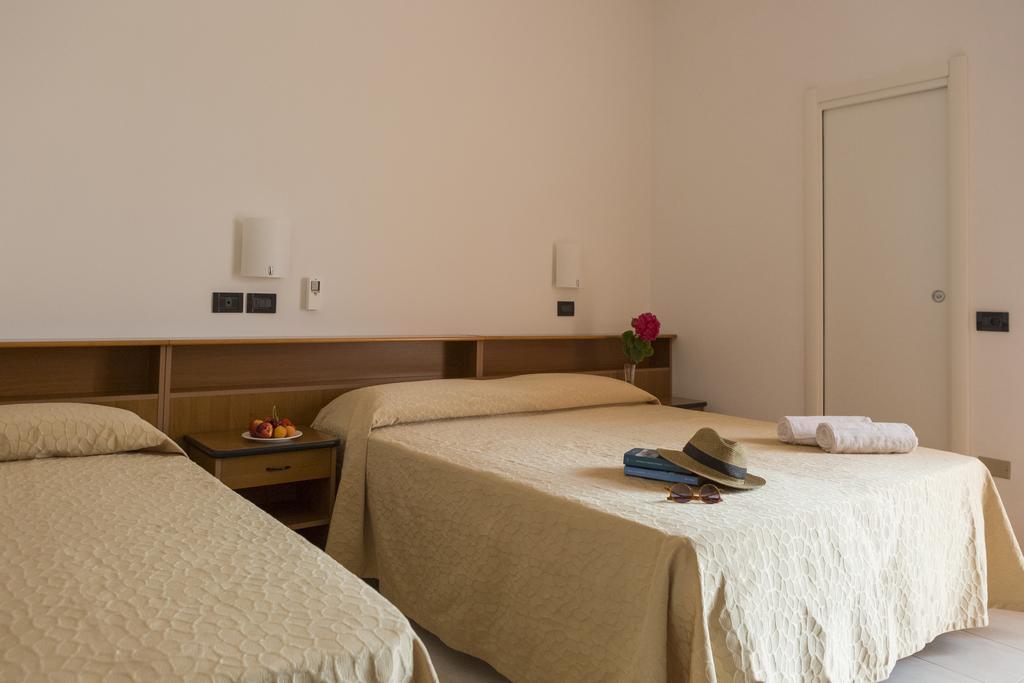 بيلاريا-إيجيا مارينا Hotel Villa Tosi المظهر الخارجي الصورة
